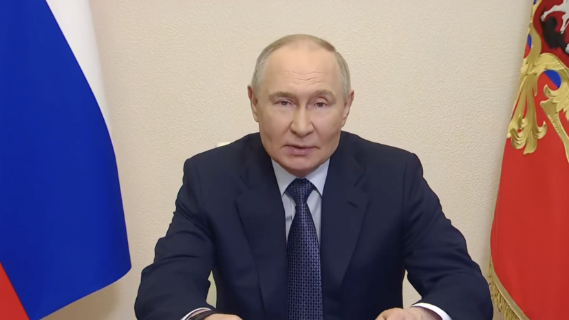 «Рискуя собой, проявляя героизм, они спасают раненых»: Путин — о важности работы врачей в зоне СВО
