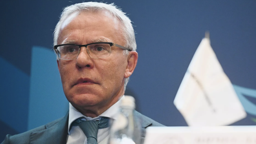 Фетисов —  о включении Овечкина в базу «Миротворец»: странности продолжаются