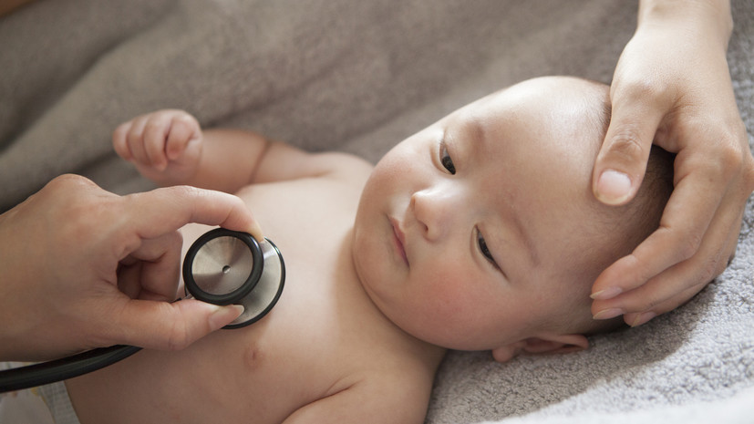 Кардиохирург Абрамян перечислил симптомы проблем с сердцем у младенцев