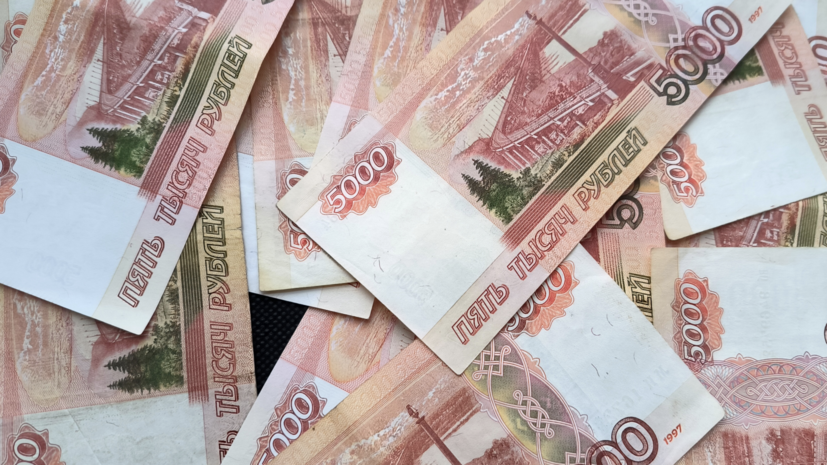 Дефицит бюджета России за январь — май составил 3,39 трлн рублей