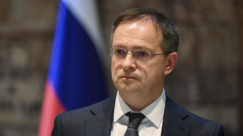 Мединский анонсировал «санитарные обмены» тяжелоранеными пленными с фронта