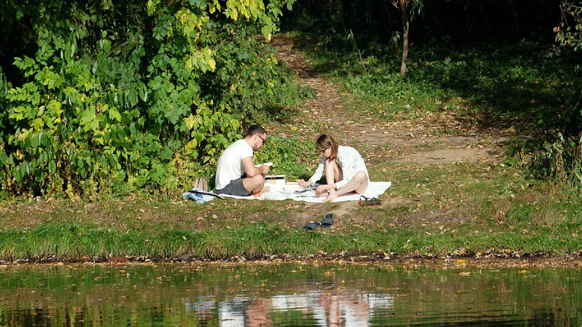 Спасатель Щетинин рассказал о скрытых опасностях купания на диких пляжах