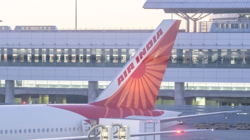 Генконсульство: россиян на борту потерпевшего крушение в Индии самолёта не было