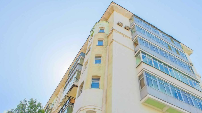 В Москве отремонтировали более 150 домов с замковыми камнями на фасадах за 10 лет