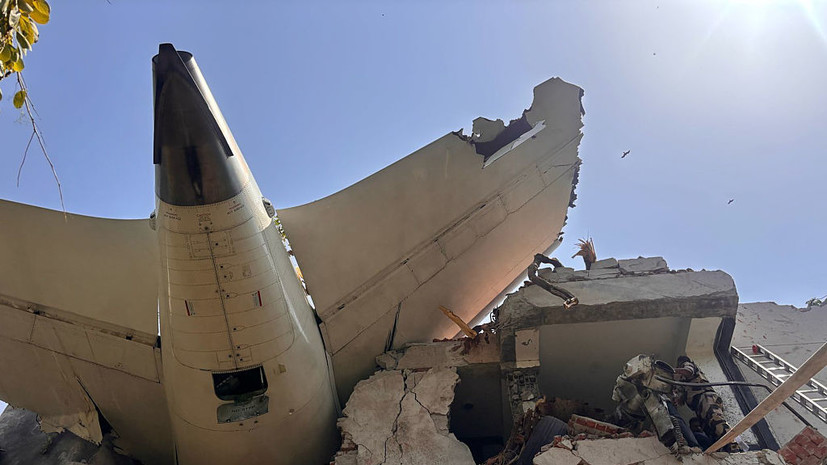 NDTV: число погибших в авиакатастрофе в Индии выросло до 274