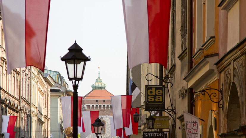 Myśl Polska: жители Польши недовольны решениями властей по Украине