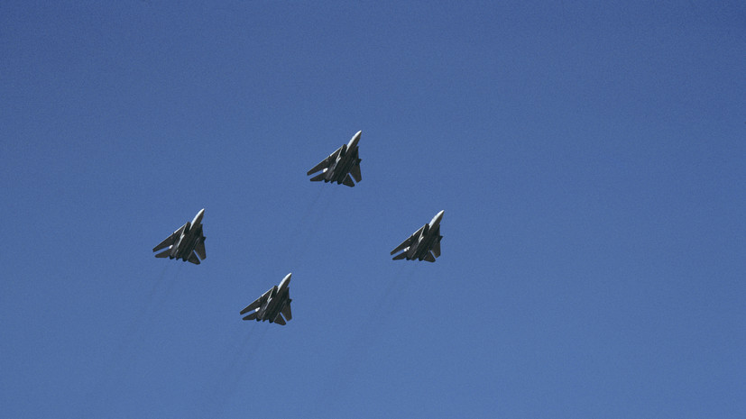 В Израиле заявили об уничтожении двух самолётов F-14 в аэропорту Тегерана