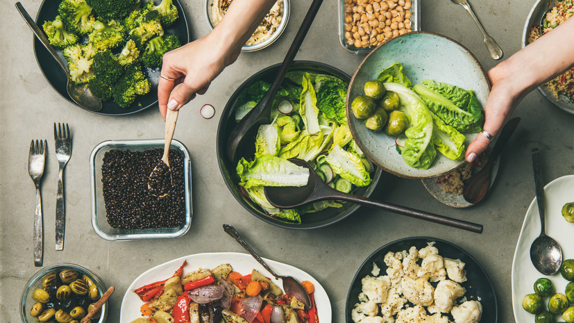 Нутрициолог Селиванова: элиминационная диета может помочь избавиться от СРК