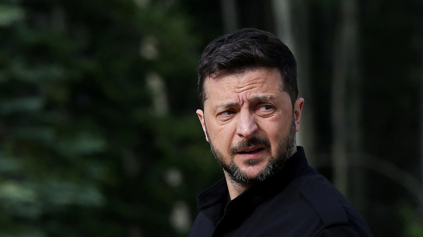 FT: Зеленский решился на кадровые перестановки для ускорения мобилизации