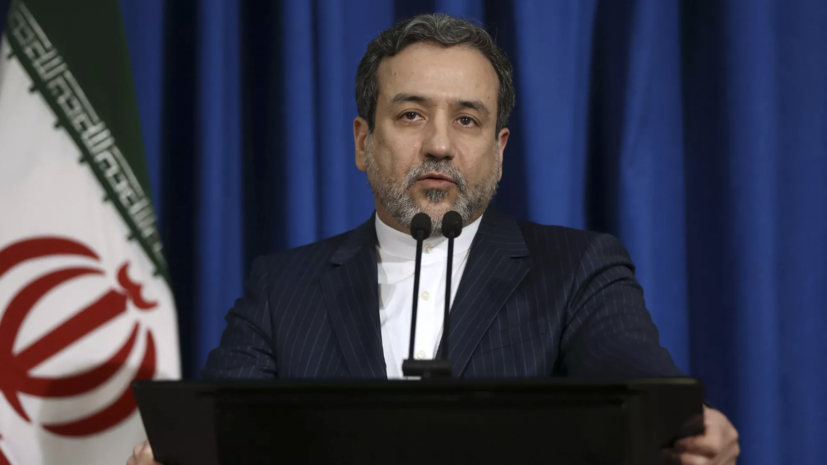 Аракчи предупредил об ответе Тегерана в случае участия США в ударах по Ирану