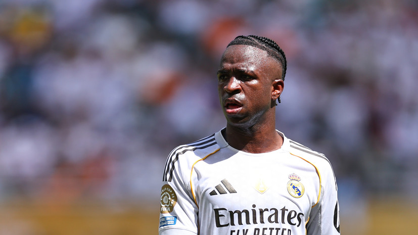 Винисиус удалил упоминание о «Реале» из своих соцсетей