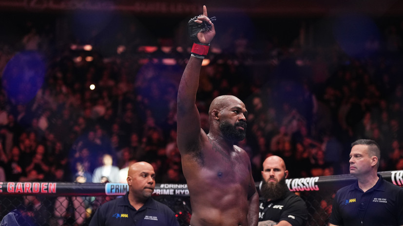 Джонс сделал заявление после информации о завершении карьеры