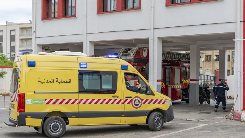 Один человек погиб при обрушении трибуны на футбольном матче в Алжире