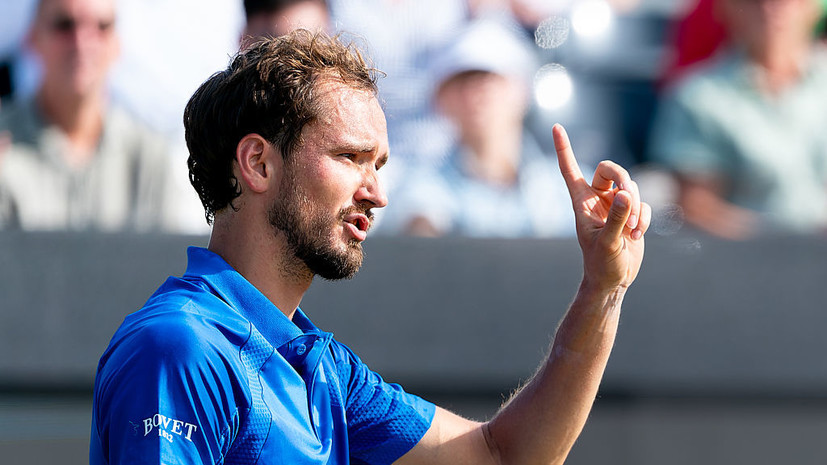 Медведев проиграл шестой финал подряд на уровне ATP-тура