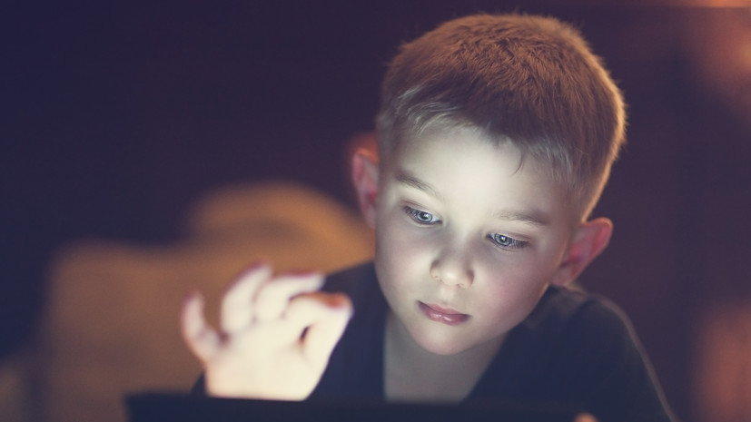 Опрос: родители контролируют детские расходы в интернете, но готовы к покупкам