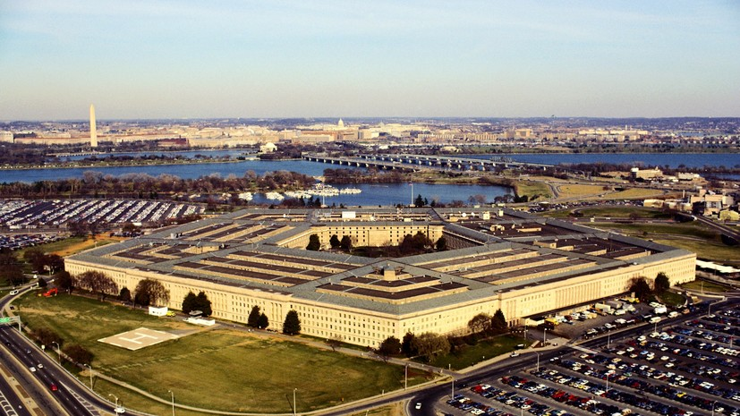 Пентагон: при атаке Ирана на военную базу в Катаре персонал США не пострадал