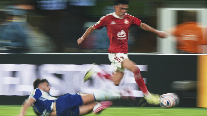 «Порту» сыграл вничью с «Аль-Ахли» со счётом 4:4 на клубном ЧМ, обе команды вылетели