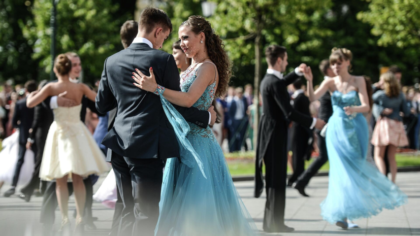 Психотерапевт Кушнарёва дала советы по подготовке ребёнка к выпускному