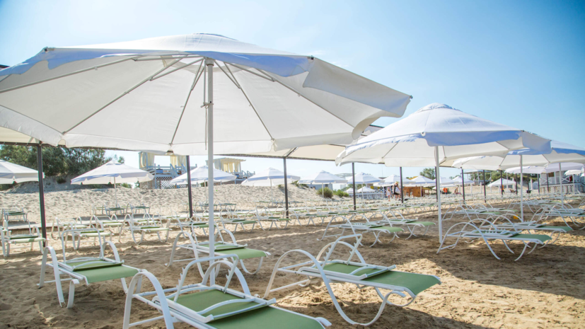 Почти 150 кубанских пляжей получили цветные флаги качества