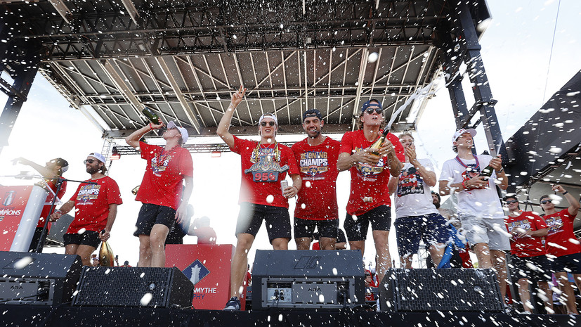 Вечеринка «Флориды» в честь победы в Кубке Стэнли обошлась в $500 тысяч