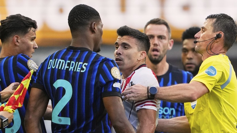 Матч «Интер» — «Ривер Плейт» завершился массовой потасовкой