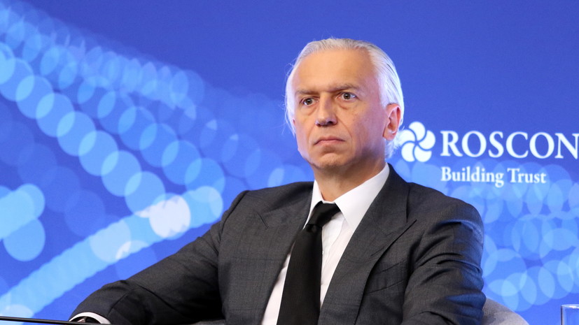 Дюков заявил, что решение по «Торпедо» должно быть принято до старта РПЛ