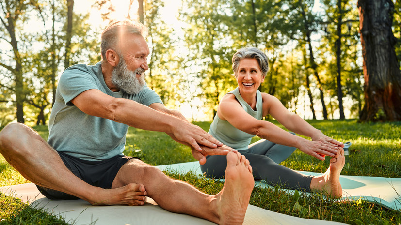 Фитнес-тренер Амбарцумян назвал упражнения, которые стоит исключить после 50 лет