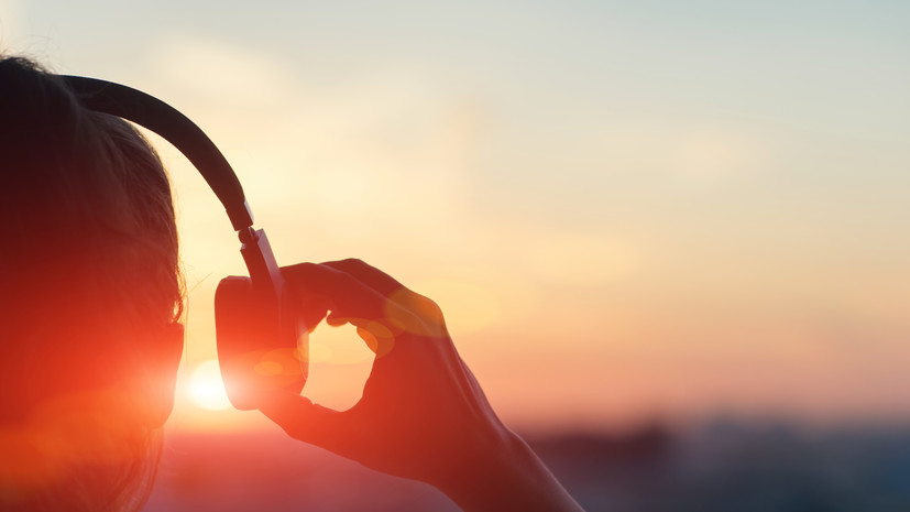 Продюсер Рудченко прокомментировал популярность русскоязычных песен за рубежом