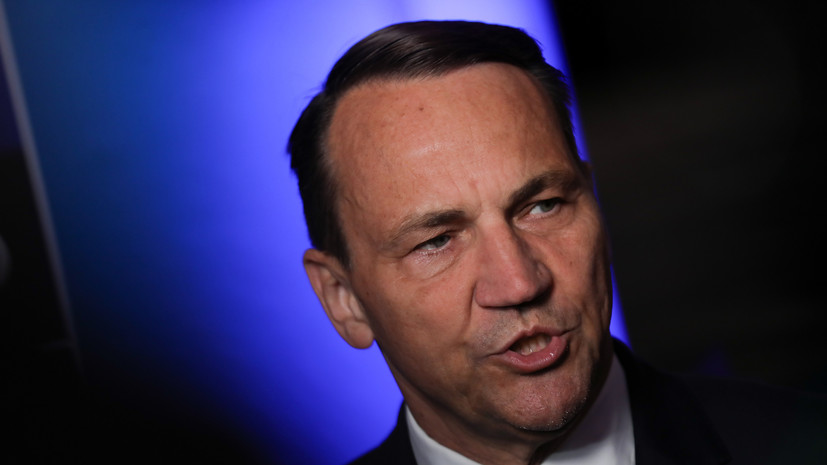 Глава МИД Польши Сикорский: Путин идёт по пути Брежнева