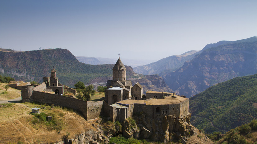 Палестинский эксперт Рабах: власти Армении ослабляют церковь из-за её авторитета