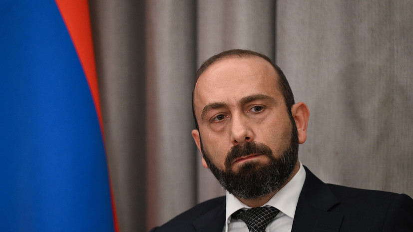 Мирзоян: Ереван готов обсуждать с Баку место и дату подписания мирного договора