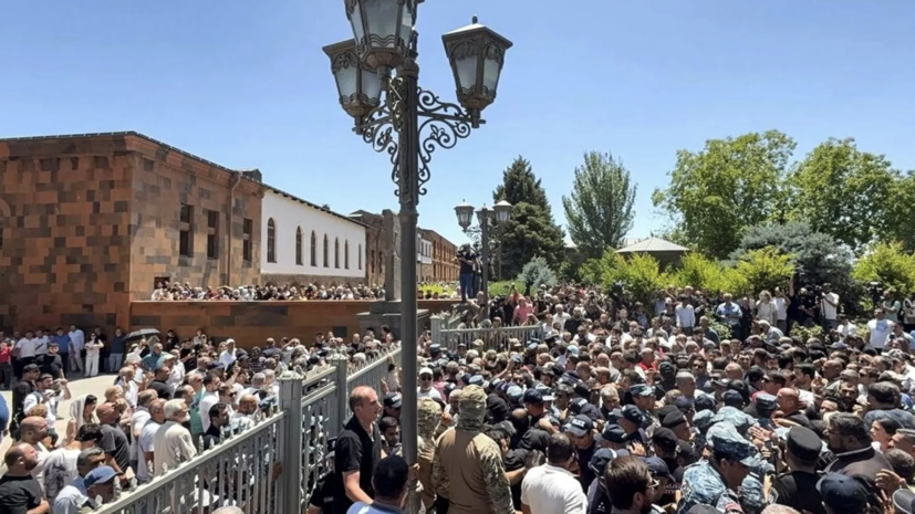 Эфиопский публицист Вакие назвал антиправославной позицию Пашиняна