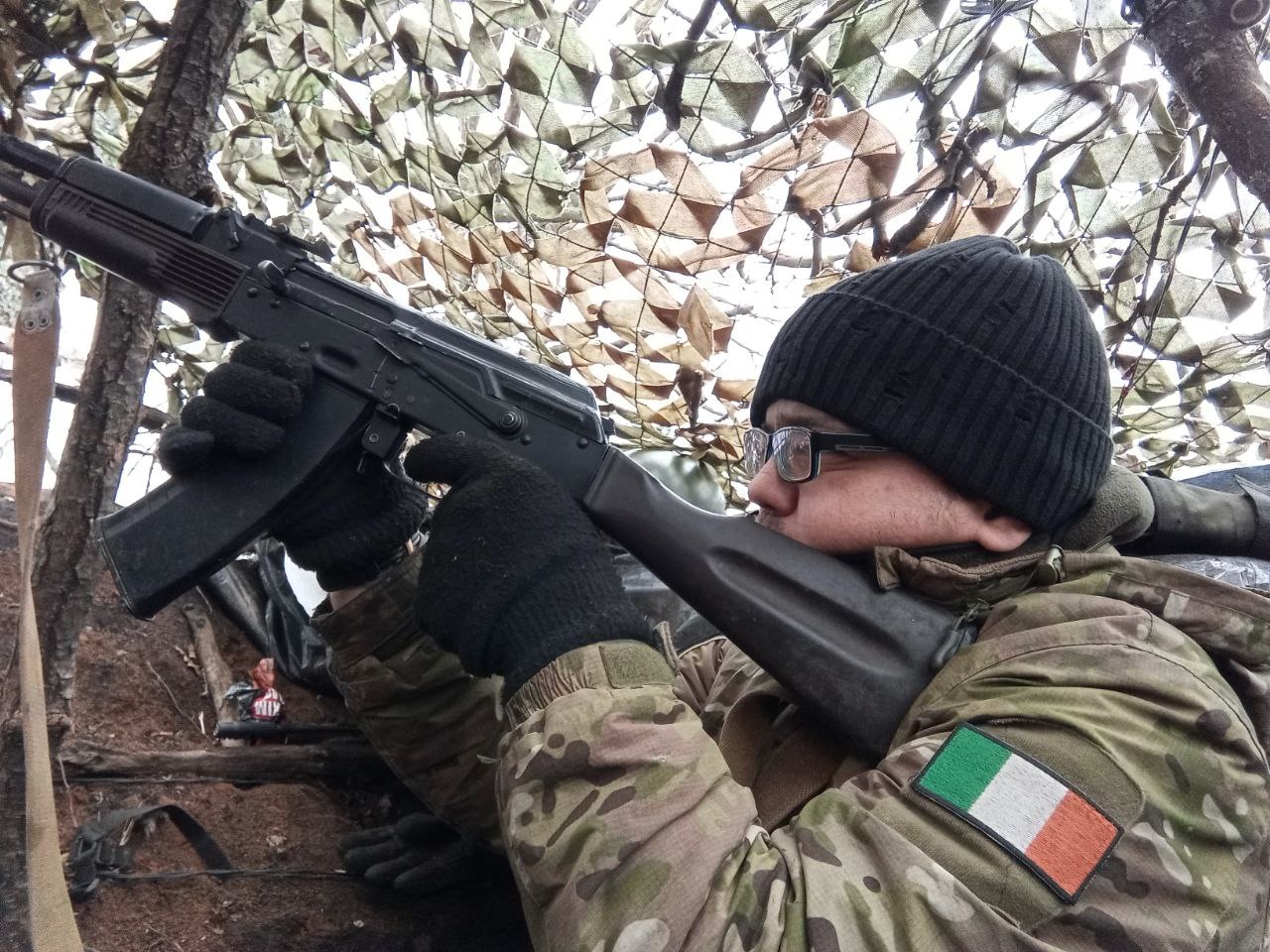 «Мои налоги шли на боеприпасы и оружие для Украины»: боец с позывным Ирландец — о причинах ухода на СВО