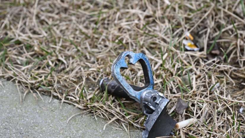 Обломки дронов ВСУ упали на нефтебазу и частный сектор в Луганске