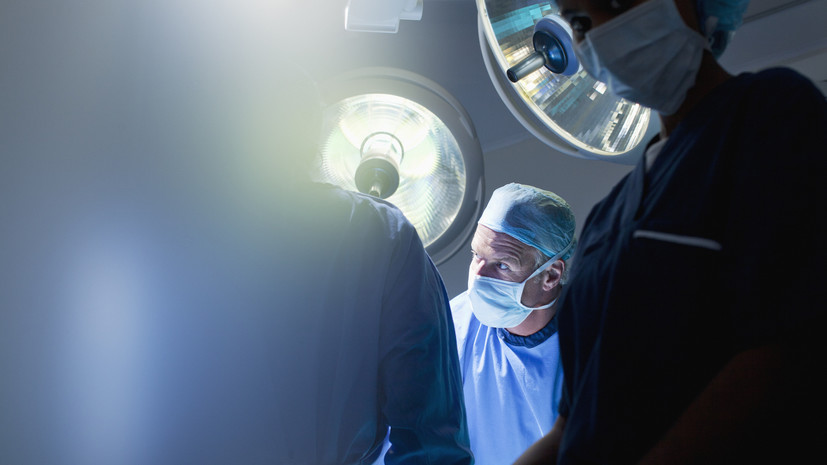 Уникальная операционная с ИИ начала работу в Тюмени