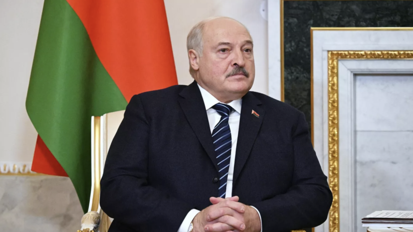 Лукашенко заявил, что не верит в стремление Запада к миру на Украине