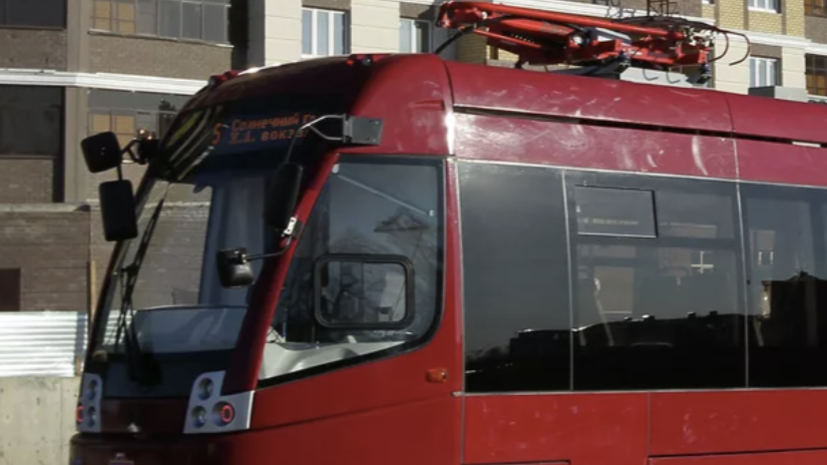 В Екатеринбурге проводят проверку из-за зацеперов на трамваях