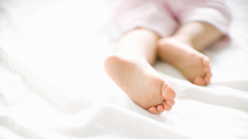 Невролог Баранова: движения ногами во сне могут указывать на дефицит железа