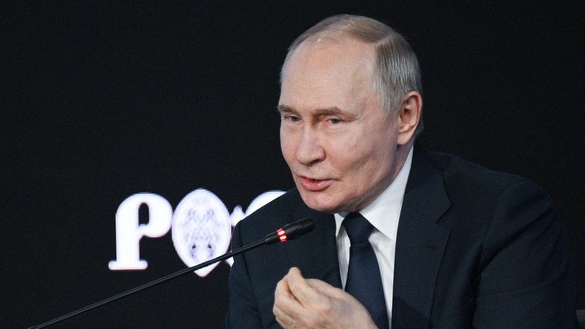 Путин перед разговором с Трампом намекнул, что «неловко заставлять себя ждать»