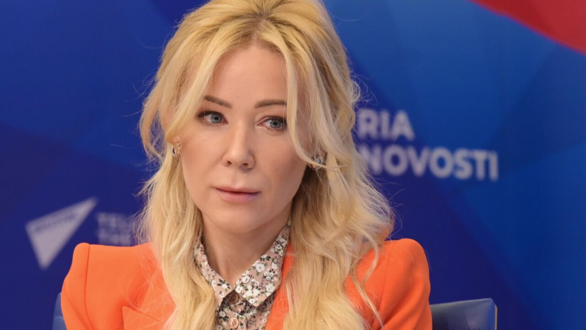 Мизулина возмутилась тем, что Манижу впустили в Россию