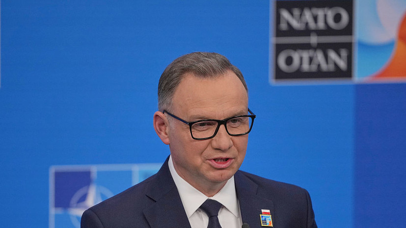 Дуда: отправкой тяжёлой техники Польша спасла Украину
