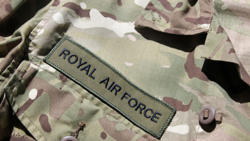 Telegraph: базы британских ВВС защитили забором высотой 150 см