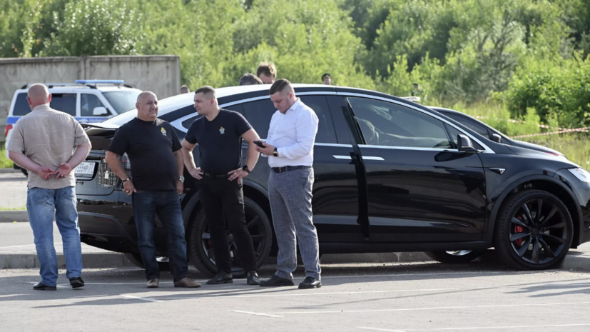 РИА Новости: Старовойт купил электромобиль Tesla за полтора месяца до смерти