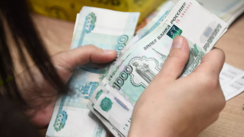 Зарплата уролога в Челябинске выросла до 150 тысяч рублей