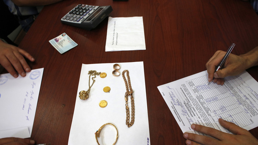 Юрист Салкин: драгоценности подлежат таможенному декларированию при перелёте