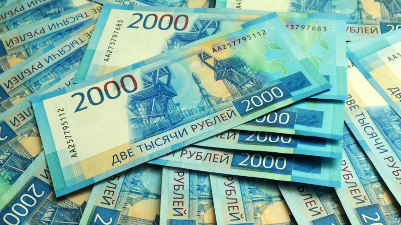 Боксёр Джамалутдинов лишился 100 тысяч рублей, забыв деньги в банкомате