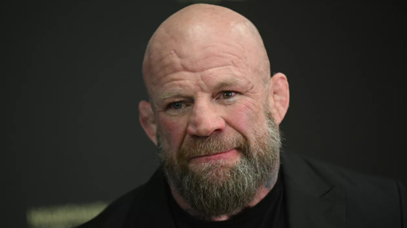 Монсон хочет оформить российское гражданство для своих детей