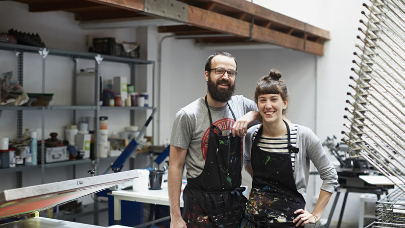 Почти 80% опрошенных россиян ведут бизнес с родственниками