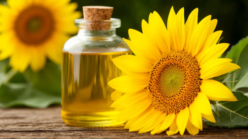 Нутрициолог Попкова развеяла миф о вредности жарки на подсолнечном масле