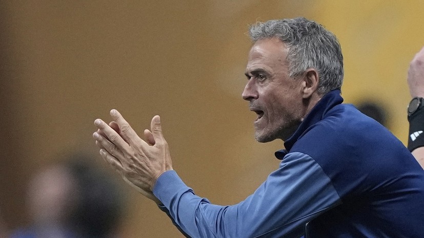 Сафонов объяснил, почему считает Энрике сильнейшим тренером в карьере